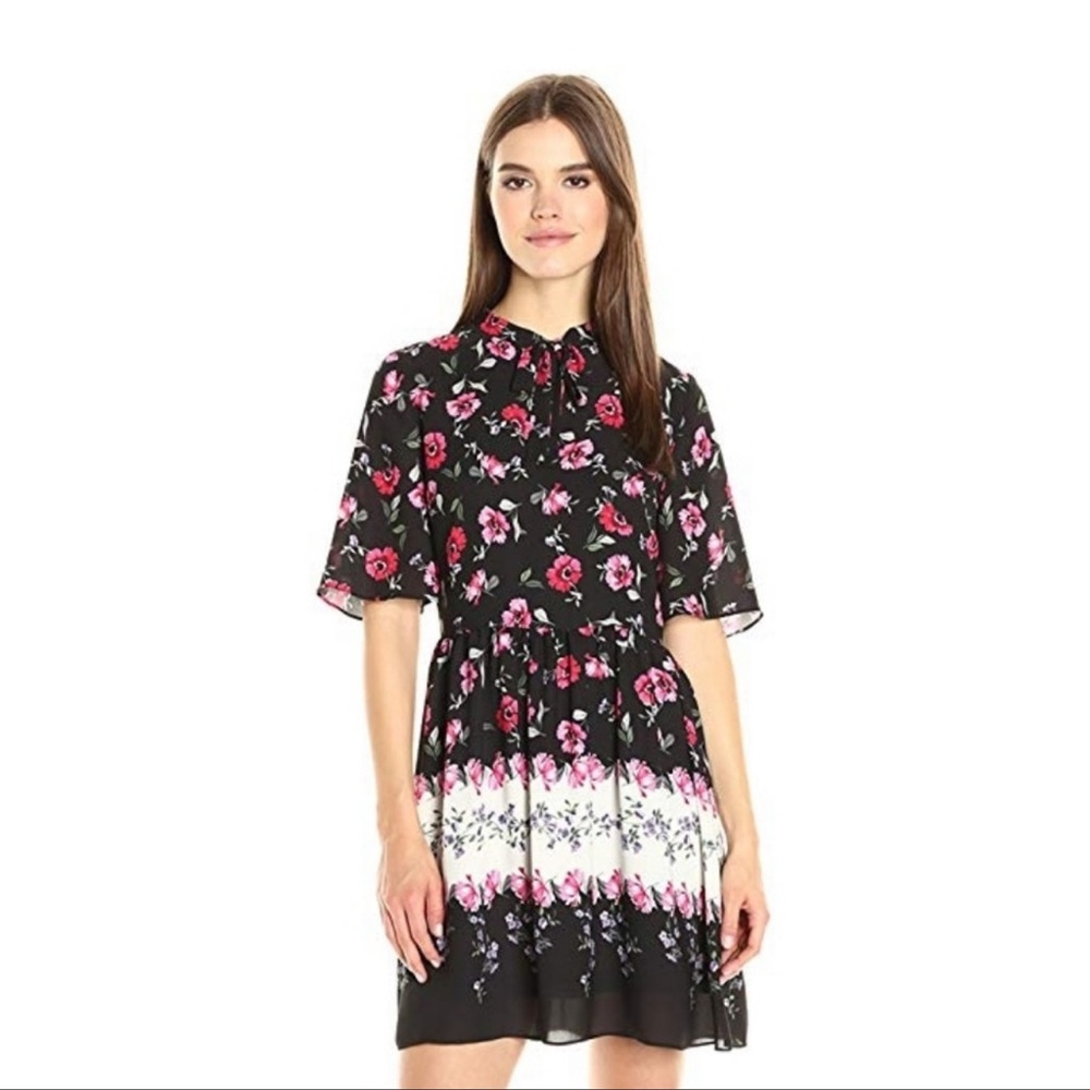 CeCe | Elise Tie Neck Floral Dress Size 6 🌺🌸